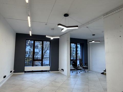 комерційна за адресою Василя Тютюнника вул. (Анрі Барбюса), 28-А