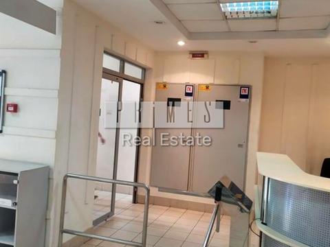 комерційна за адресою Тараса Шевченка бульв., 35