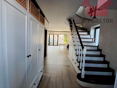 будинок за адресою Августина Волошина вул.