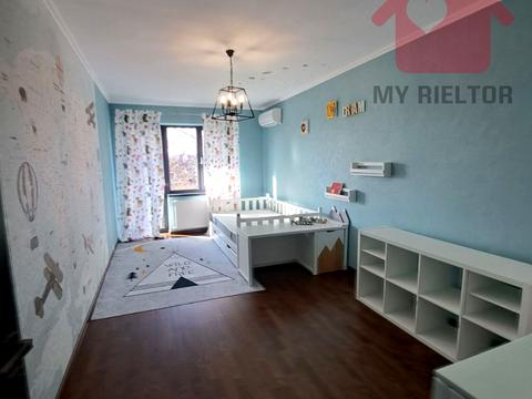 будинок за адресою Августина Волошина вул.