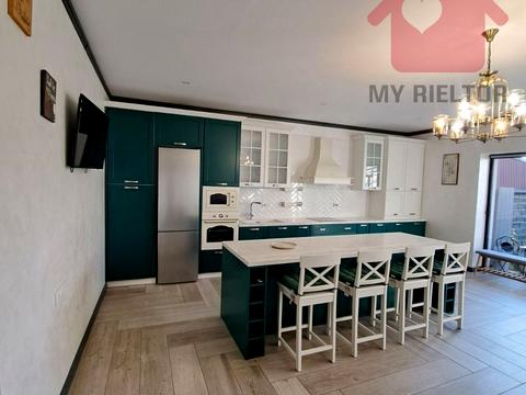 будинок за адресою Августина Волошина вул.