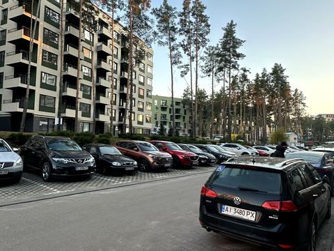 коммерческая по адресу Охотничья ул., 3