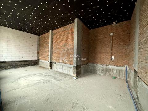 комерційна за адресою Тадея Рильського бульв., 1