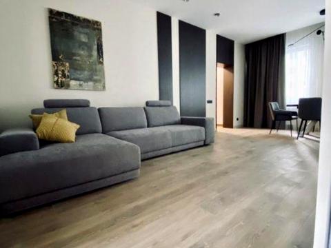 квартира за адресою Лабораторний пров., 7