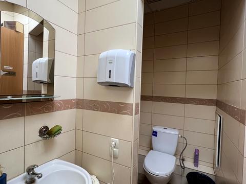 комерційна за адресою Ованеса Туманяна вул., 15-А