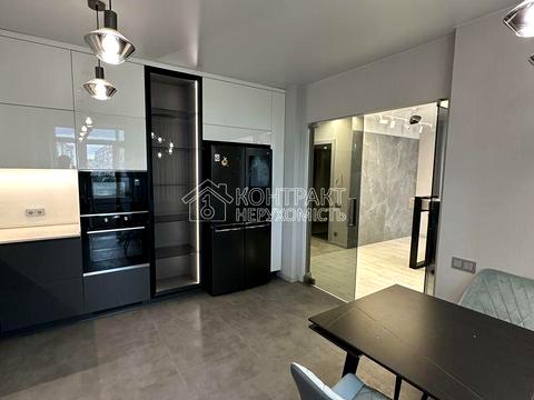 квартира за адресою Перемоги просп., 65б