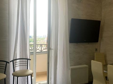 квартира за адресою Леонтовича вул. (Бєлінського), 16