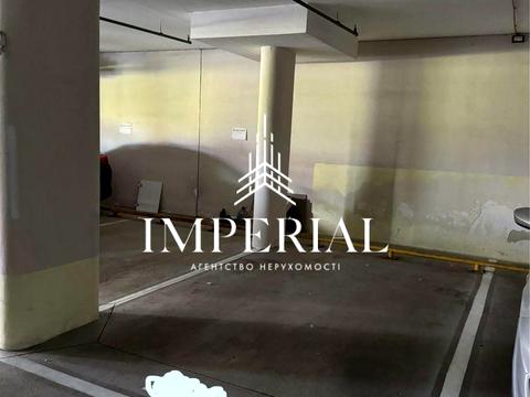 паркомісце за адресою Валерія Лобановського просп. (Червонозоряний), 4-Г