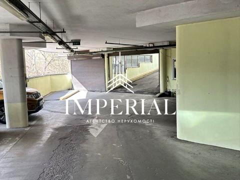 паркомісце за адресою Валерія Лобановського просп. (Червонозоряний), 4-Г