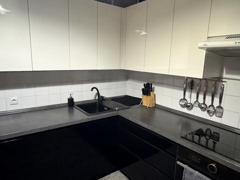 квартира за адресою Ревуцького вул., 4