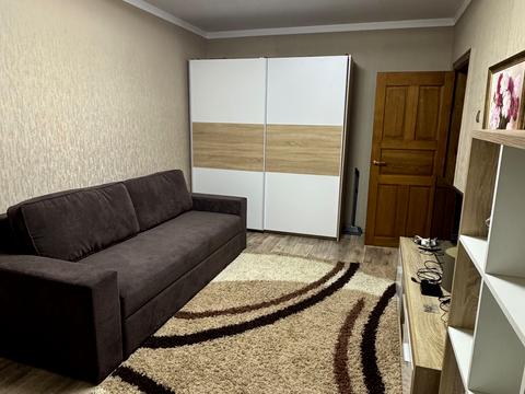 квартира за адресою Ревуцького вул., 4