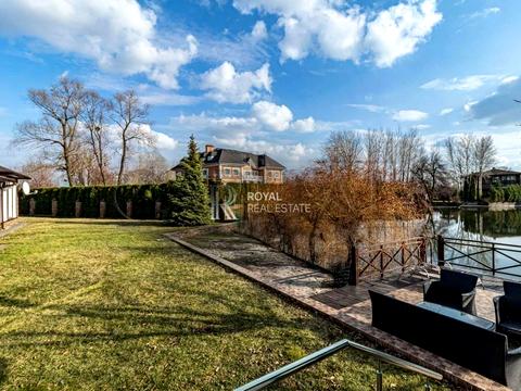 будинок за адресою Святищенська вул.