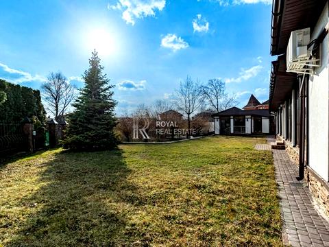 будинок за адресою Святищенська вул.