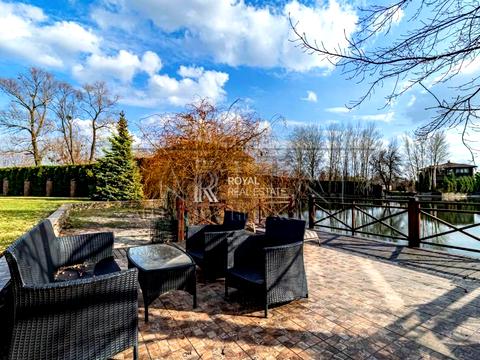 будинок за адресою Святищенська вул.