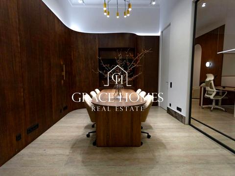 комерційна за адресою Саксаганського вул., 58