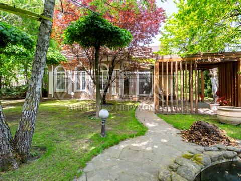 будинок за адресою Петропавлівська вул.