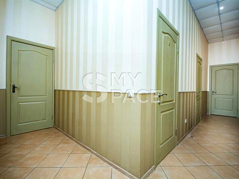 комерційна за адресою Саксаганського вул., 147/5