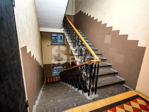 комерційна за адресою Саксаганського вул., 147/5