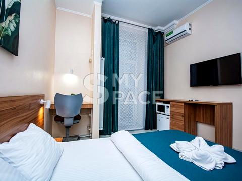 комерційна за адресою Саксаганського вул., 147/5