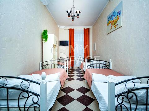 комерційна за адресою Саксаганського вул., 147/5