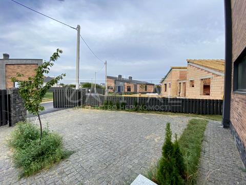 дом по адресу щаслива, 83