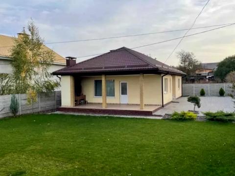 будинок за адресою Світ