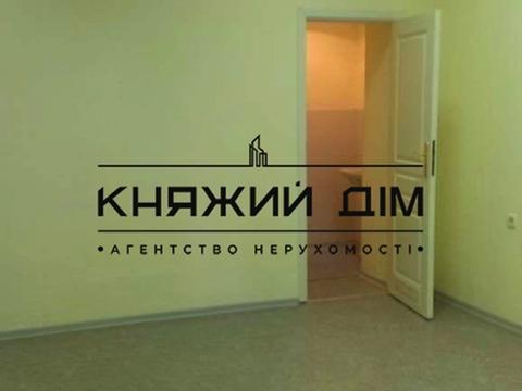 комерційна за адресою Юлії Здановської вул. (Ломоносова), 8-Б