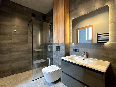 будинок за адресою 3-тя Будівельників вул.