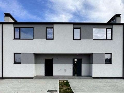 будинок за адресою 3-тя Будівельників вул.