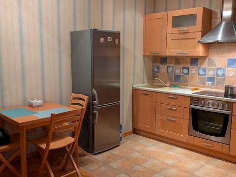 квартира за адресою Митрополита Андрея Шептицького вул. (Анатолія Луначарського), 10