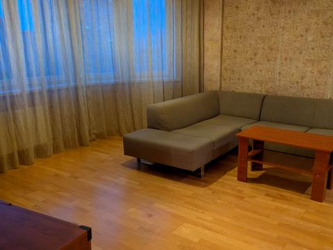 квартира за адресою Митрополита Андрея Шептицького вул. (Анатолія Луначарського), 10