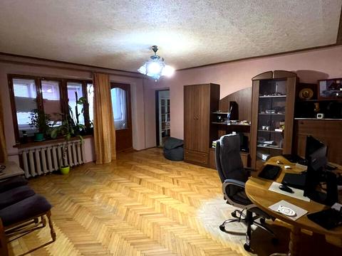 квартира за адресою Універсальний пров., 7-А