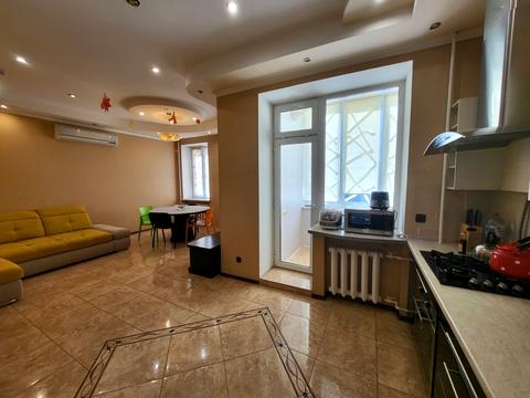 квартира за адресою Тополина вул., 30