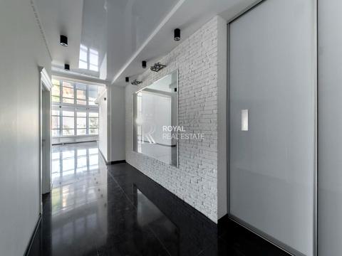 комерційна за адресою Кловський узвіз (Кловський), 7a