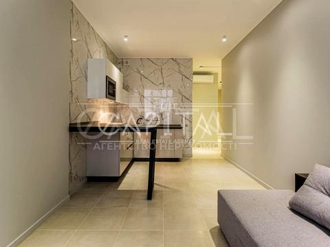 квартира за адресою Джона Маккейна вул. (Івана Кудрі), 7