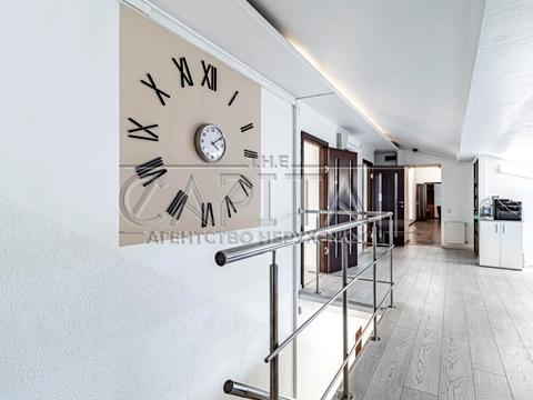 комерційна за адресою Київ, Інститутська вул., 14