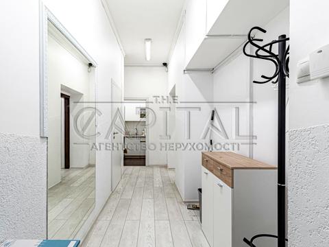 комерційна за адресою Київ, Інститутська вул., 14