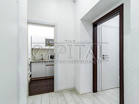 комерційна за адресою Київ, Інститутська вул., 14