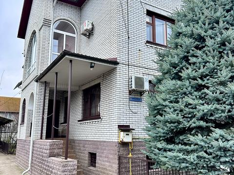 будинок за адресою Молодіжна вул.