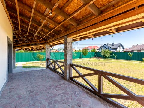 будинок за адресою Броварський