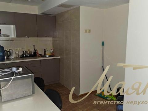 комерційна за адресою Богдана Хмельницького вул., 17/52