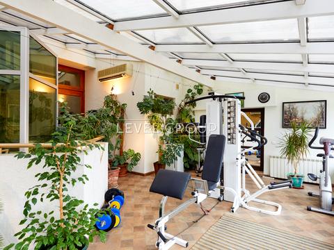 квартира по адресу Андреевский спуск, 34