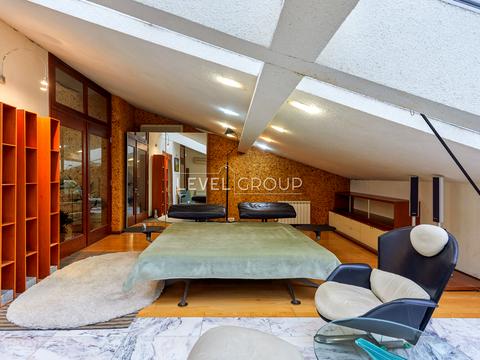 квартира по адресу Андреевский спуск, 34