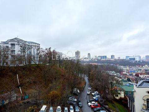 квартира по адресу Андреевский спуск, 34