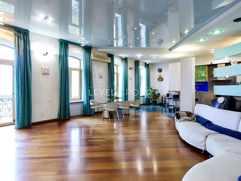 квартира по адресу Андреевский спуск, 34