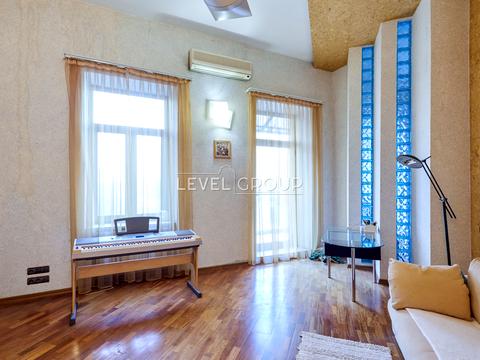 квартира по адресу Андреевский спуск, 34