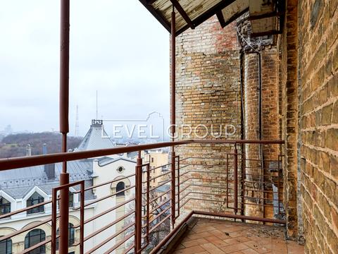 квартира по адресу Андреевский спуск, 34