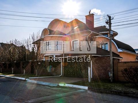 будинок за адресою Катерини Білокур вул., 27