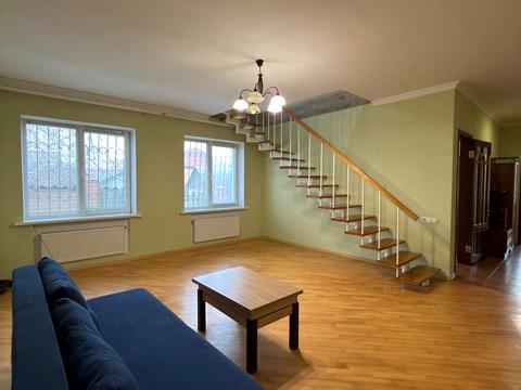 будинок за адресою Миколи Гнатюка вул. (Ласточкіна), 19