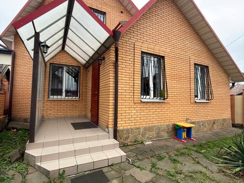 будинок за адресою Миколи Гнатюка вул. (Ласточкіна), 19